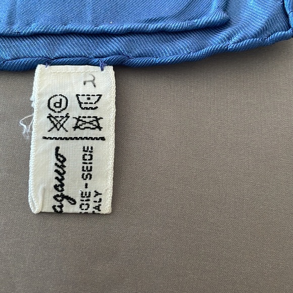 ✨✨ Salvatore Ferragamo Silk Scarf Pink Grey Gold Blue Multicolor Wrap Scarf✨✨ - Picture 7 of 17